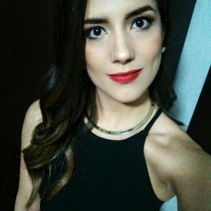 Meet your Posher, Anacristina